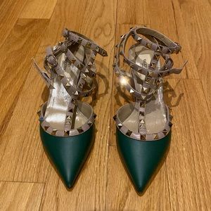Valentino Garavani Rockstud Caged Pump